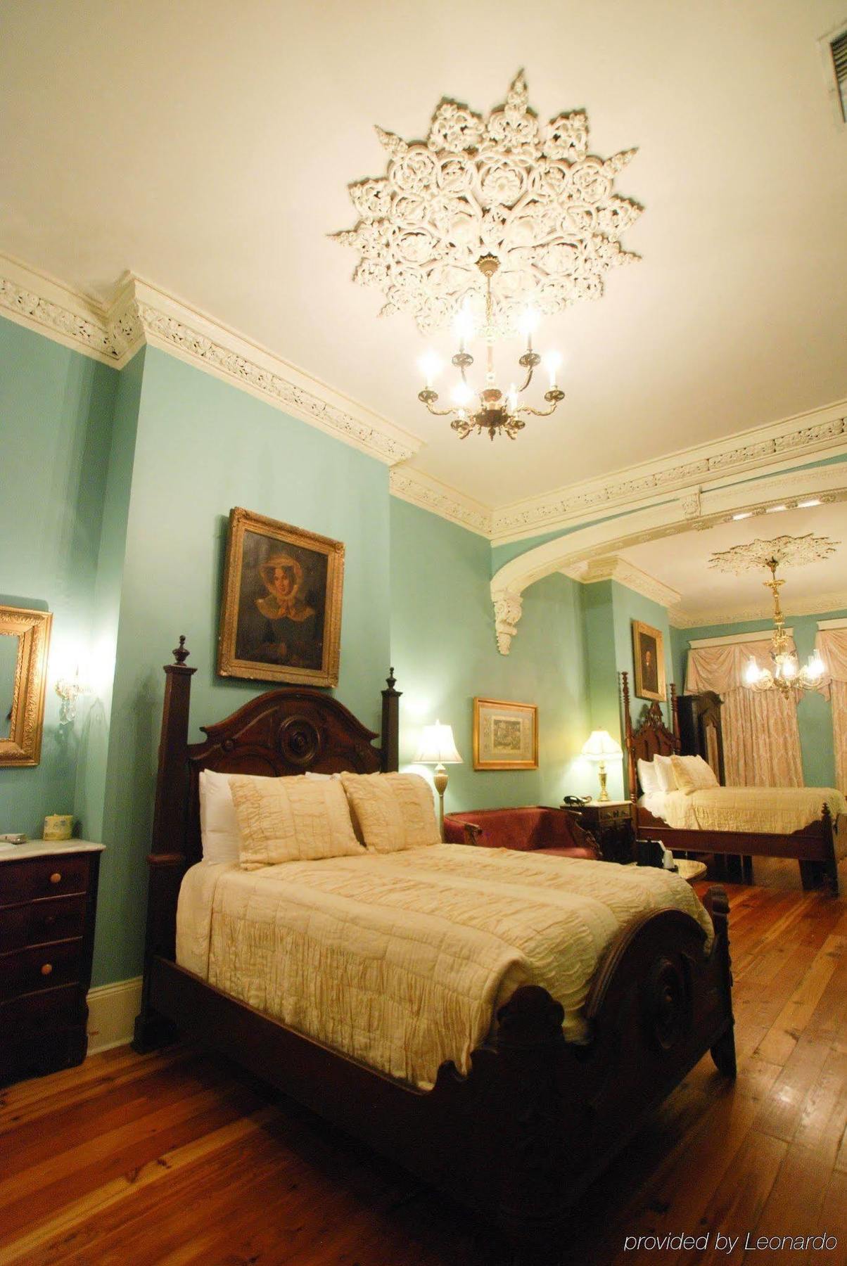Lamothe House Hotel A French Quarter Guest Houses Property New Orleans Exterior photo